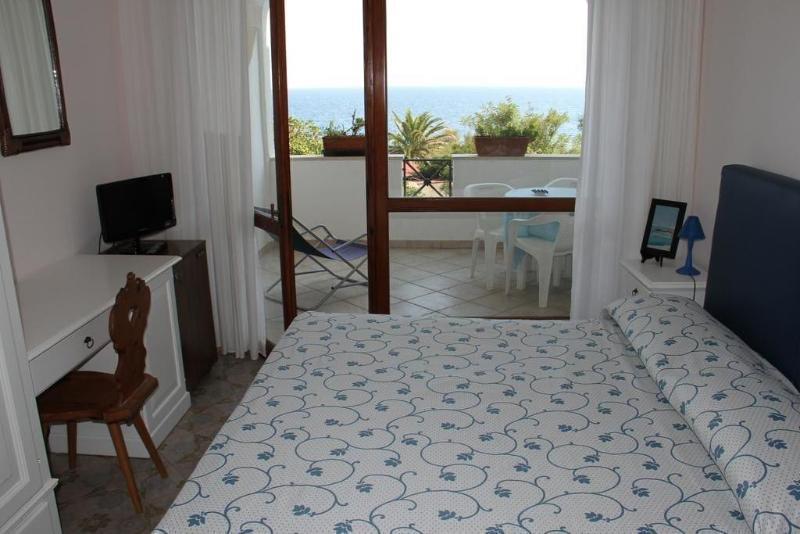 Hotel Il Vascello Marina Serra Ngoại thất bức ảnh